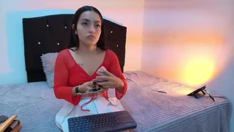 Naia online show from January 9, 2026, 11:24 am