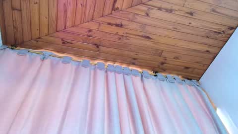 Naia x online show from September 26, 2025, 8:13 pm