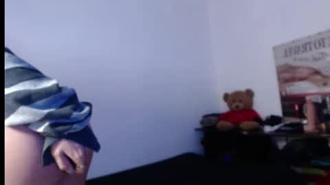 Snapshot of naiakit18 chatting on February 21, 2025, 12:27 am naiakit18 online show from February 21, 2025, 12:27 am