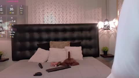 Snapshot of naiaramasson_ chatting on April 28, 2026, 12:10 pm naiaramasson_ online show from April 28, 2026, 12:10 pm