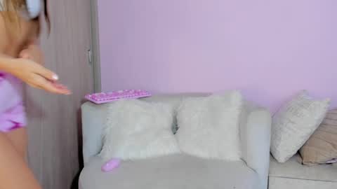      online show from January 25, 2025, 7:07 pm