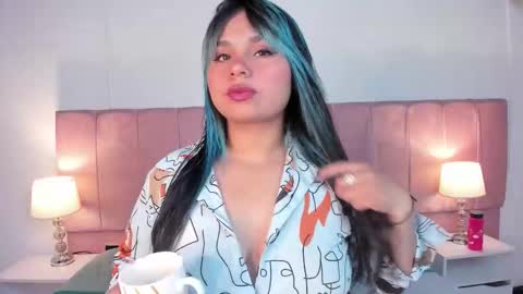 nairovy_1 online show from January 7, 2026, 10:07 am