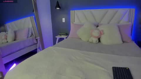 Naisha Ford online show from March 6, 2026, 3:47 am