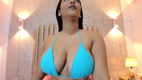 Naisha Rousell online show from December 15, 2024, 6:59 pm
