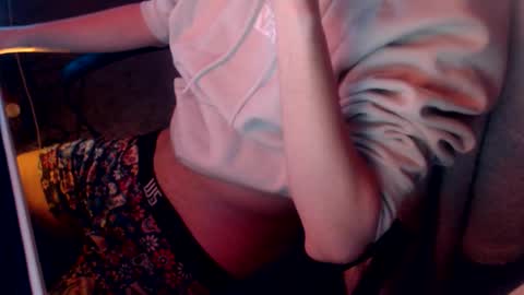 Drew online show from October 12, 2025, 3:16 am