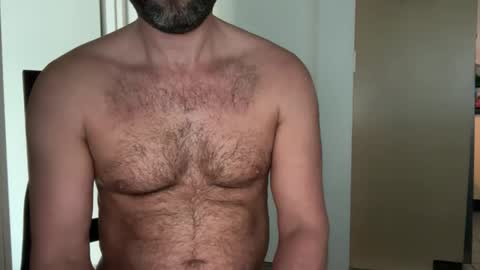 Snapshot of naked_dude25 chatting on September 19, 2025, 2:13 am naked_dude25 online show from September 19, 2025, 2:13 am