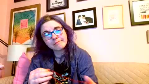 Lizzy online show from February 16, 2025, 6:43 am