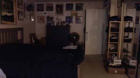 nakedmonkey online show from December 29, 2024, 1:13 am