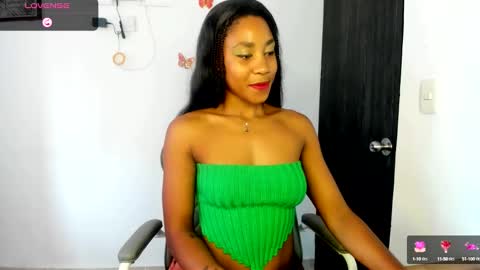 N A L A  NEW instagram nala jordan08 online show from February 6, 2025, 5:40 pm