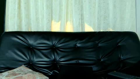 NALA online show from October 3, 2025, 8:06 pm