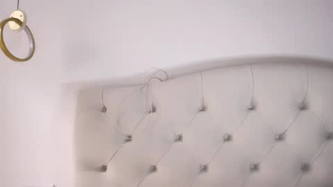 Lady online show from December 13, 2025, 8:04 pm