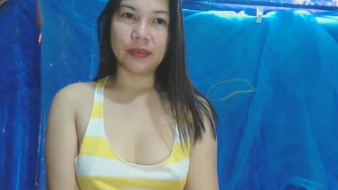 Snapshot of nami0784 chatting on December 19, 2024, 1:07 am IamYourSafeHaven online show from December 19, 2024, 1:07 am