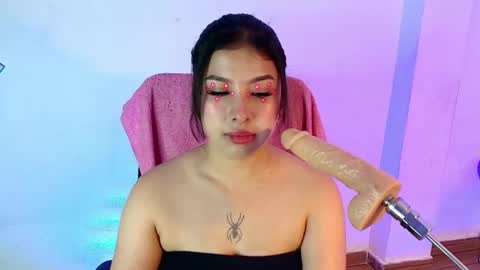 namiko_park_ online show from June 10, 2026, 10:19 pm
