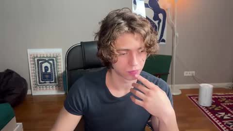 Georges online show from January 23, 2025, 7:40 pm