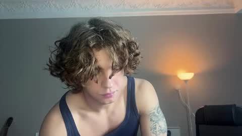 Georges online show from February 12, 2025, 7:02 am