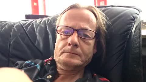 namorreyeb online show from October 4, 2025, 11:52 am