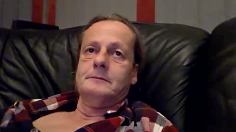 namorreyeb online show from March 15, 2026, 6:14 pm