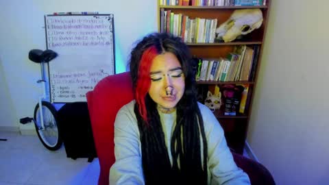 nana_cirkus online show from February 16, 2025, 11:48 pm