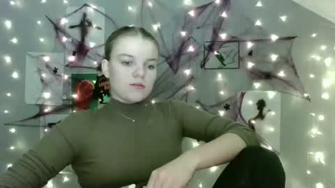 Nana online show from October 4, 2025, 8:34 am