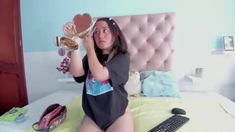 Snapshot of nana_s chatting on November 17, 2025, 4:46 pm nana_s online show from November 17, 2025, 4:46 pm