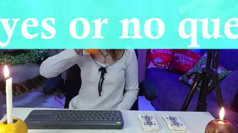 nana online show from December 2, 2025, 7:42 pm