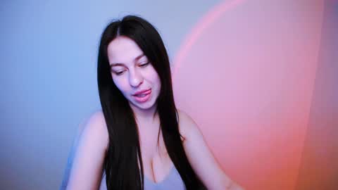 your candy  online show from January 7, 2025, 7:28 pm