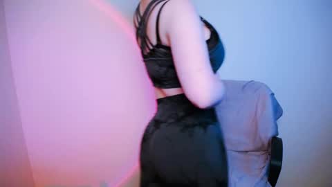 your candy  online show from February 24, 2025, 2:26 pm