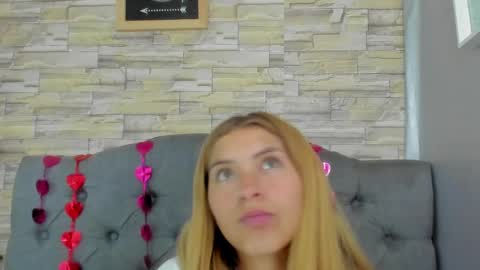 Snapshot of nancy_blonde chatting on May 7, 2026, 3:34 am nancy blonde online show from May 7, 2026, 3:34 am