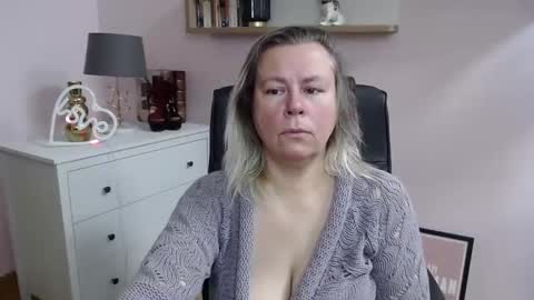 Nancy online show from December 21, 2024, 8:18 am