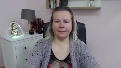 Nancy online show from January 12, 2025, 7:53 am