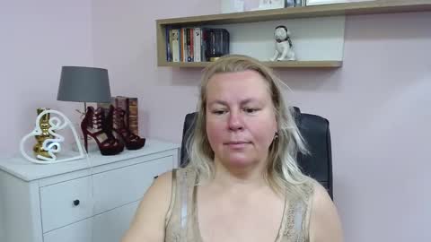 Nancy online show from February 9, 2025, 11:25 am