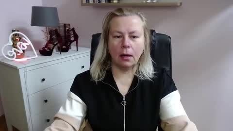 Nancy online show from February 25, 2025, 5:41 am