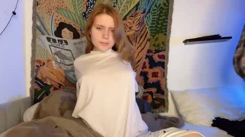 Snapshot of nancy_witch chatting on December 5, 2024, 2:42 am Nancy and Archi online show from December 5, 2024, 2:42 am