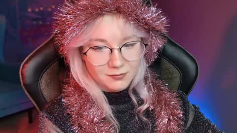 nancymartinez online show from December 24, 2024, 11:28 am