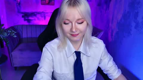 nancymartinez online show from February 28, 2025, 1:14 pm