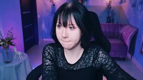 nancymartinez online show from September 19, 2025, 1:12 pm