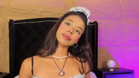 Naomi online show from December 4, 2025, 10:07 pm