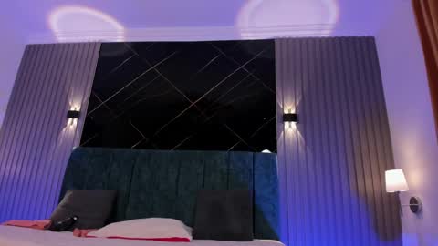 Snapshot of naomi_monroe chatting on April 16, 2026, 12:28 pm Naomi online show from April 16, 2026, 12:28 pm