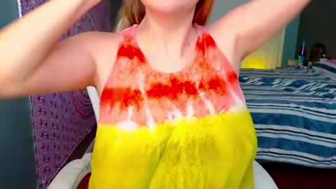 Snapshot of naomi_nova chatting on July 6, 2026, 7:05 pm naomi_nova online show from July 6, 2026, 7:05 pm