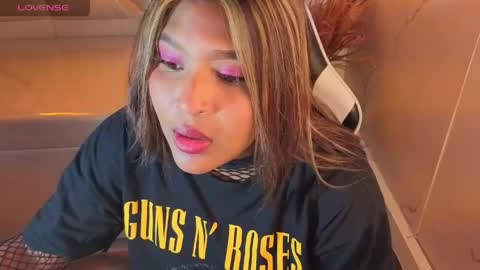 Naomi  online show from March 30, 2026, 12:17 pm