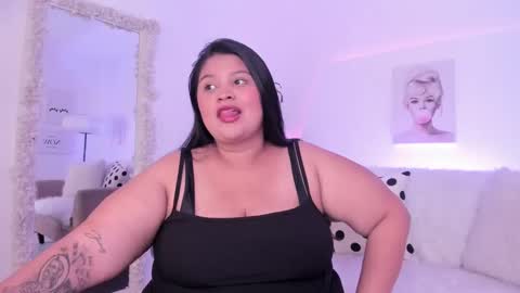 naomi online show from September 17, 2025, 3:52 am