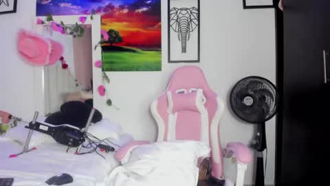    online show from January 6, 2025, 9:11 pm