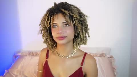 Snapshot of naomidawsonn chatting on June 25, 2026, 12:32 am naomidawson online show from June 25, 2026, 12:32 am