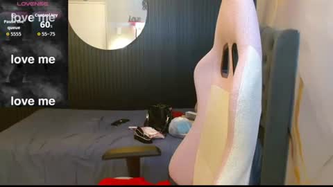 Snapshot of naomis_36 chatting on July 25, 2026, 1:52 pm Naomis online show from July 25, 2026, 1:52 pm