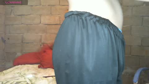 bellas2012 online show from January 13, 2025, 4:07 am