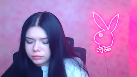 Naomi online show from December 17, 2025, 6:36 pm