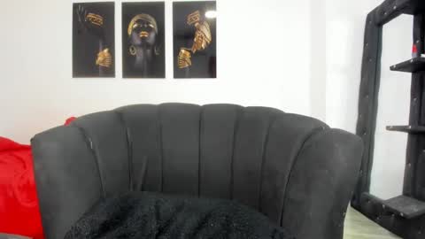 Snapshot of naomiwildburn chatting on February 22, 2025, 6:41 pm naomiwildburn online show from February 22, 2025, 6:41 pm