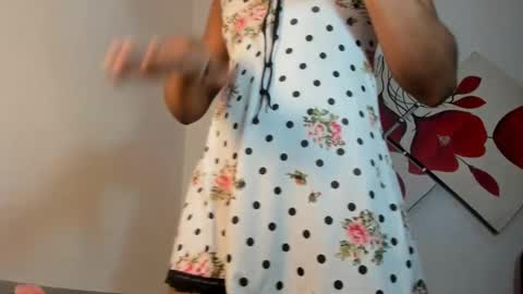 Snapshot of naomiwildburn chatting on October 21, 2025, 2:07 pm naomiwildburn online show from October 21, 2025, 2:07 pm