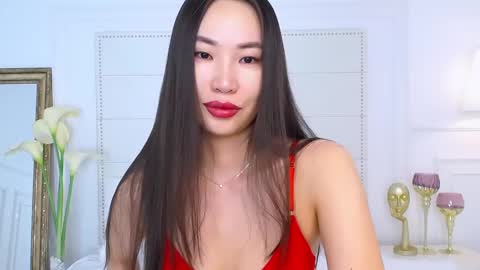 Naomi online show from January 10, 2025, 2:25 am