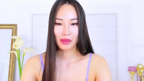 Naomi online show from March 2, 2025, 5:23 am